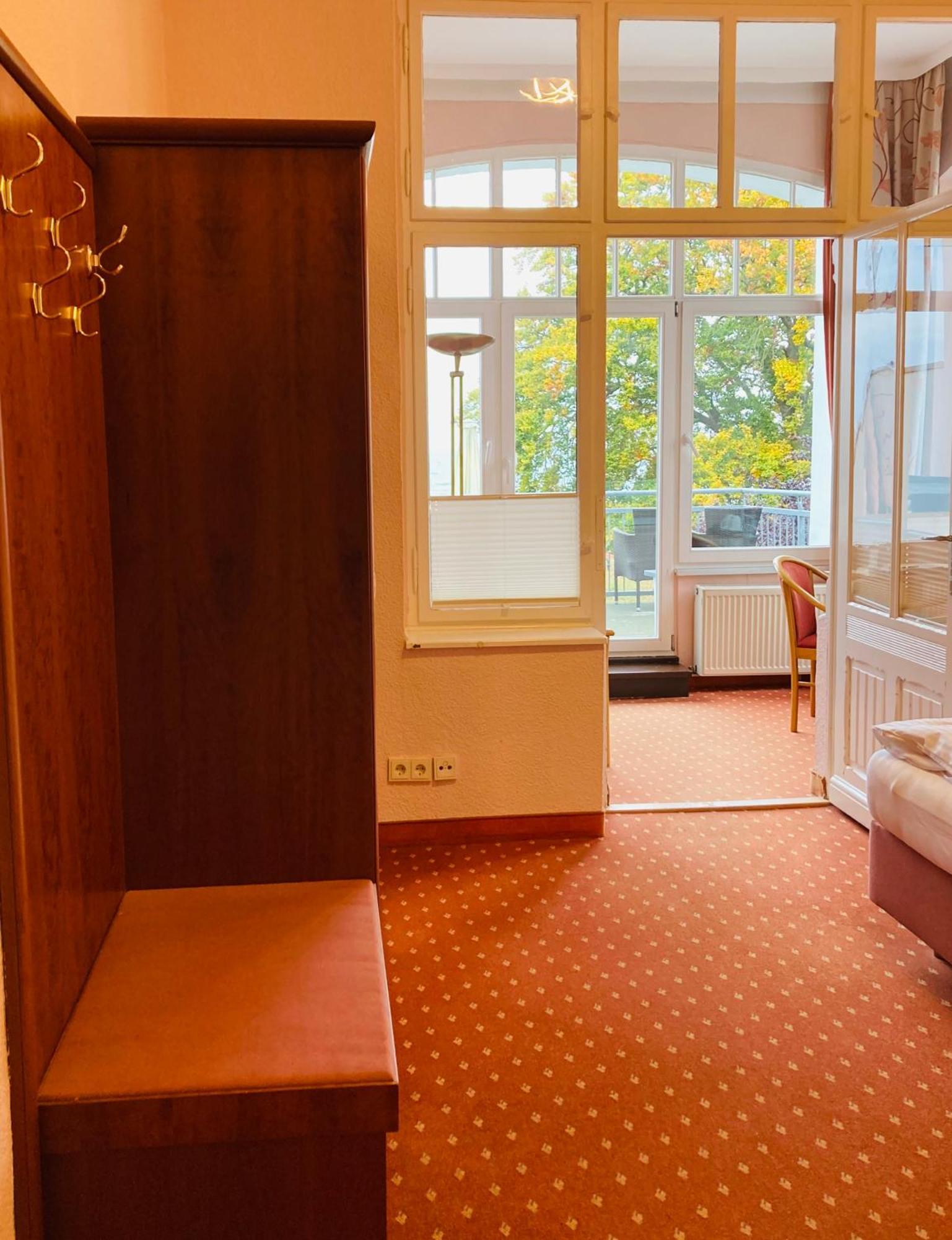 Hotel Germania Heringsdorf  Exterior photo