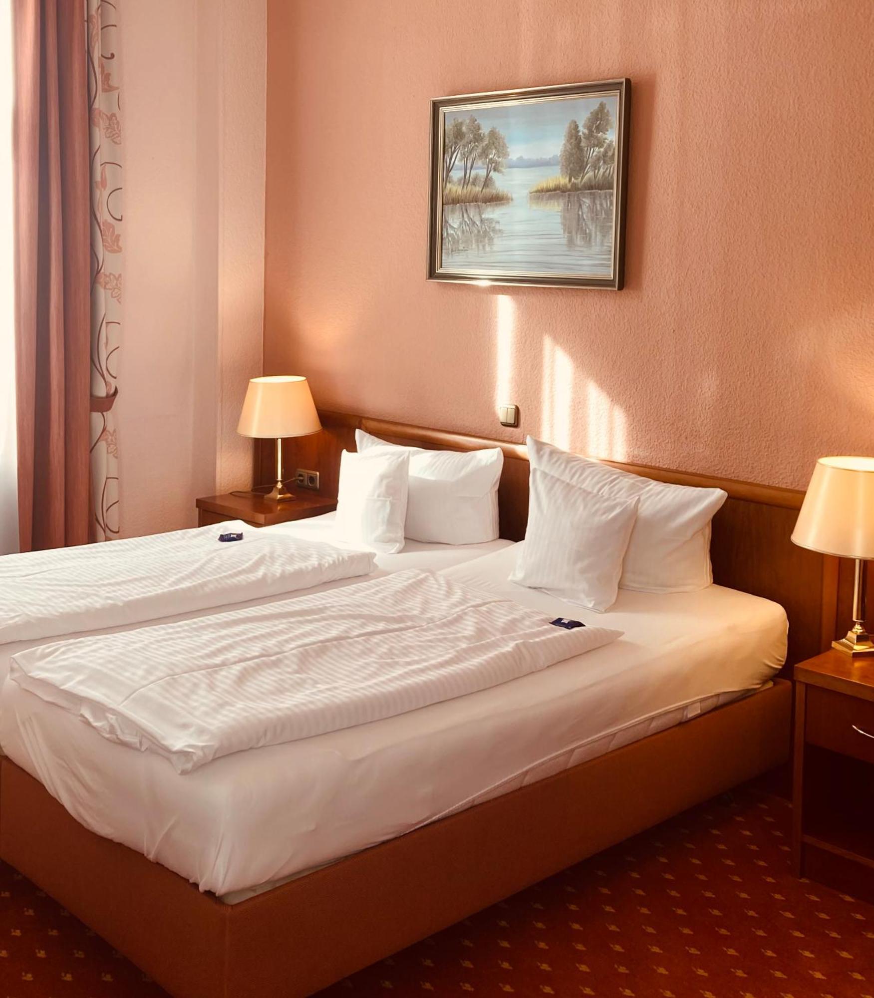 Hotel Germania Heringsdorf  Exterior photo