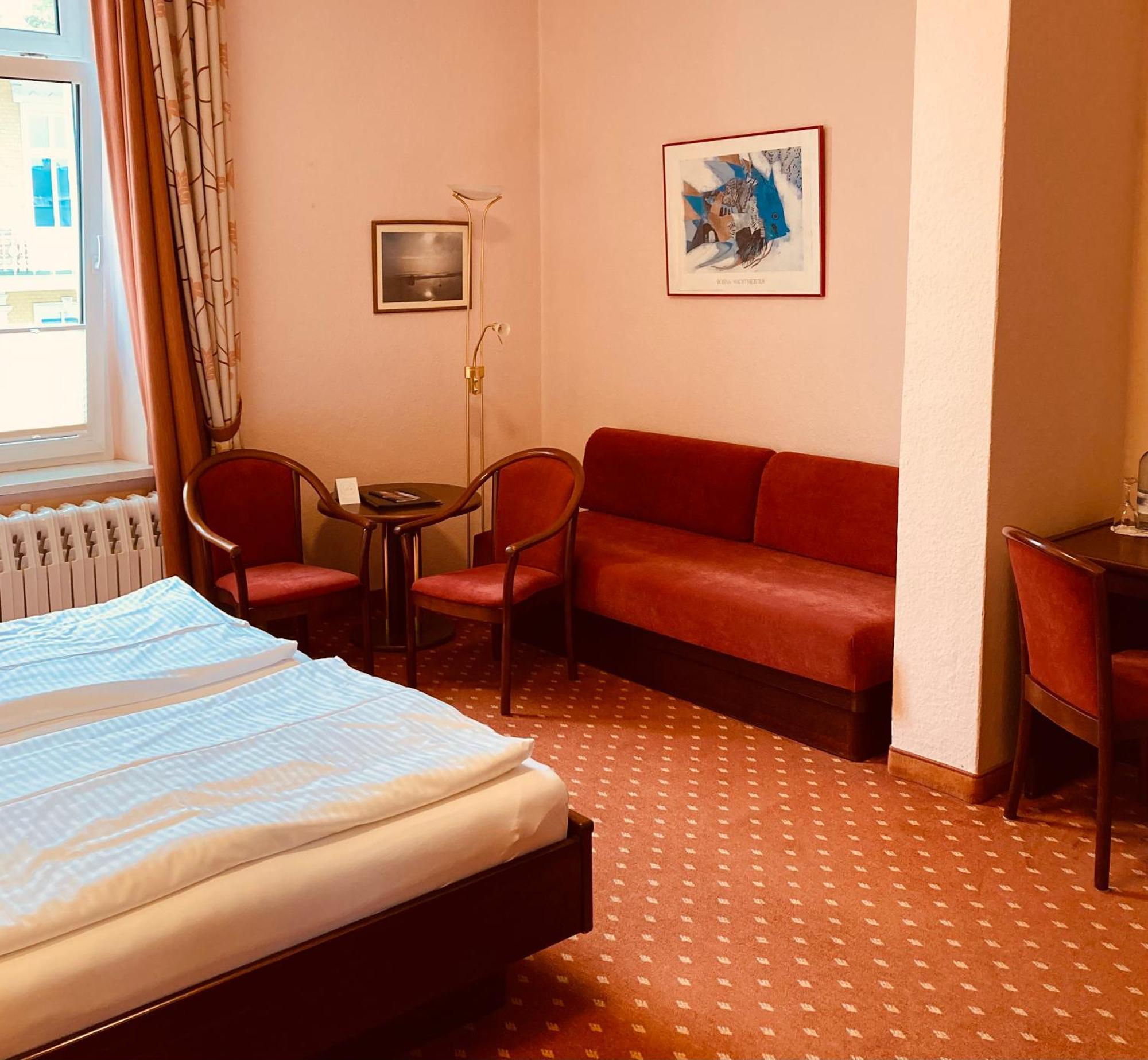 Hotel Germania Heringsdorf  Exterior photo
